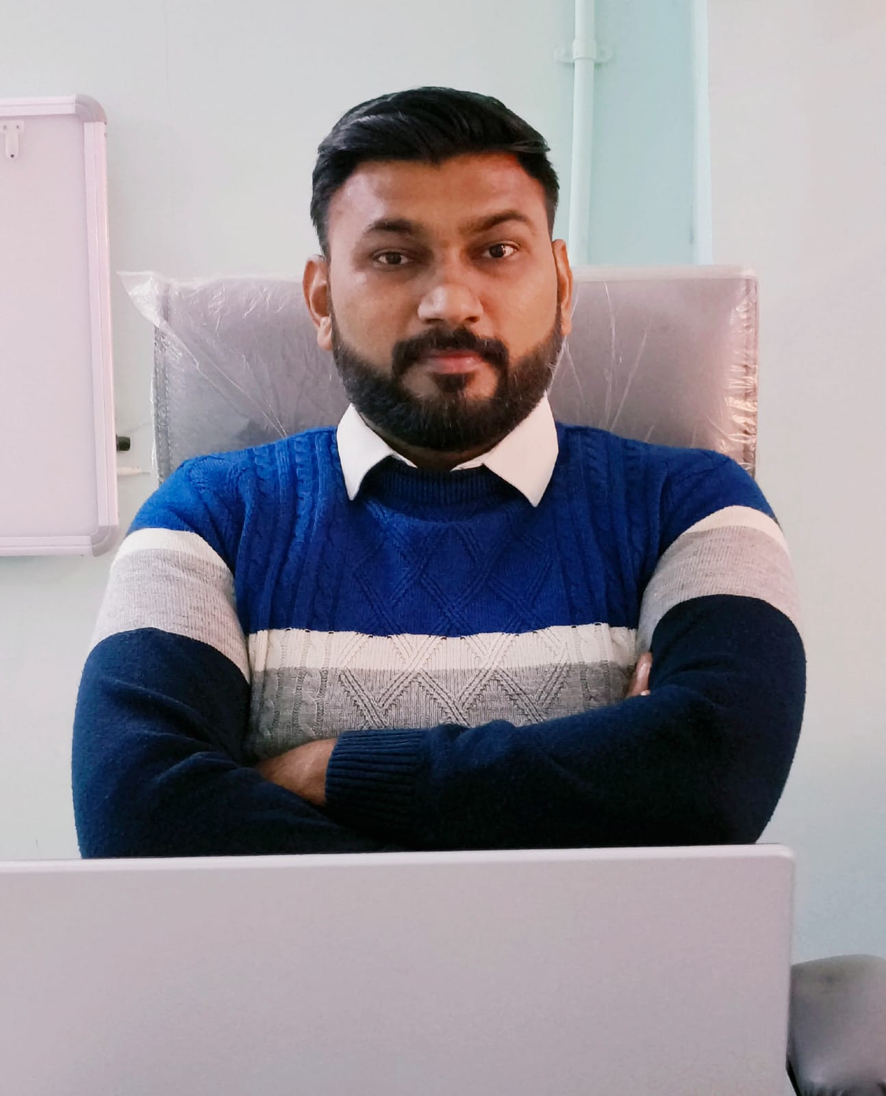 Dr. Chandresh Ahir, SpineXcare Clinic